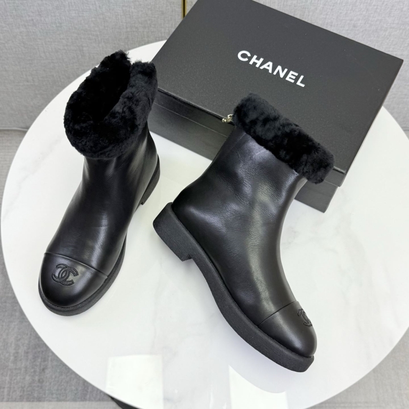 Ch**el boots